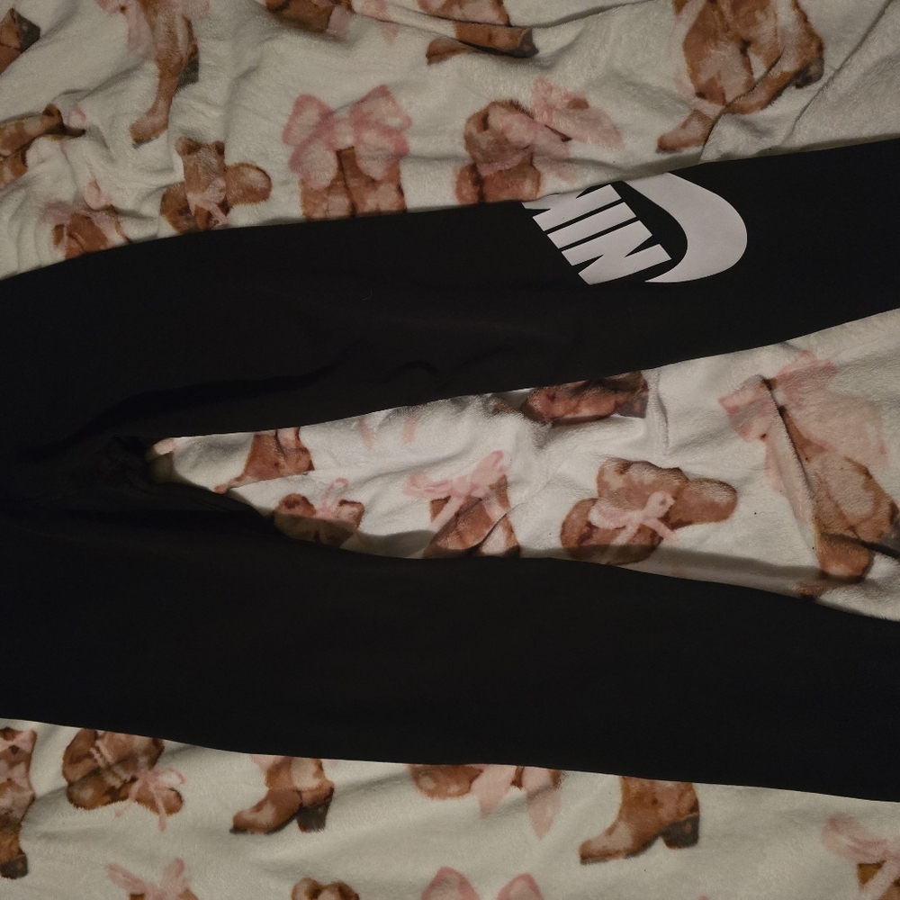 Womens Nike Leggings